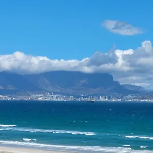 Cape Town Beachfront In Blouberg Apartment